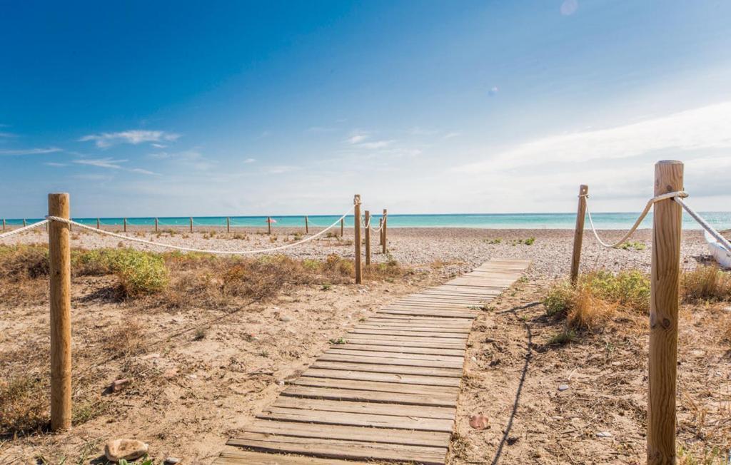 Agradable Villa Junto Al Mar Con Piscina 萨贡托 外观 照片